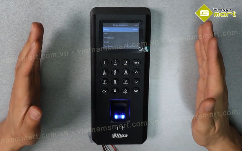 Автономный RFID cчитыватель Dahua DHI-ASI2212J-DPW 1