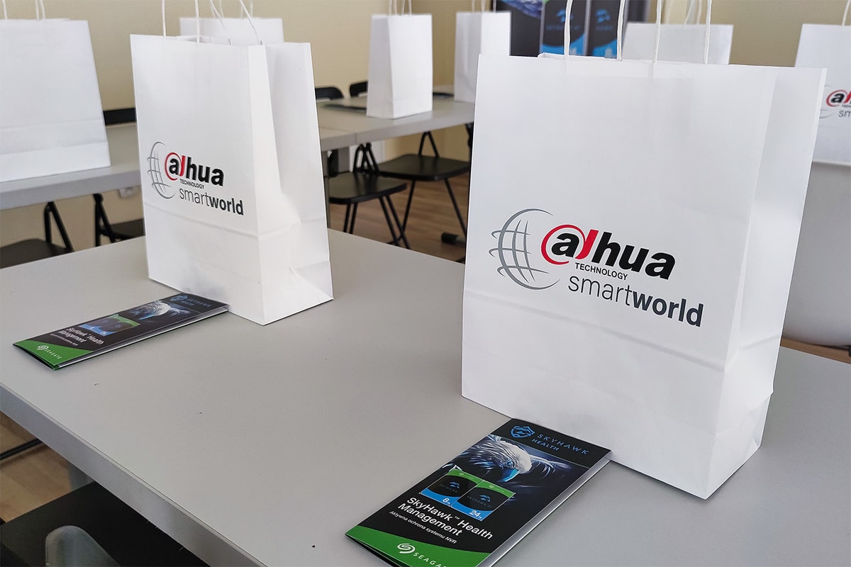 Пакет бумажный Dahua 2024 (White Paper Bag) 2